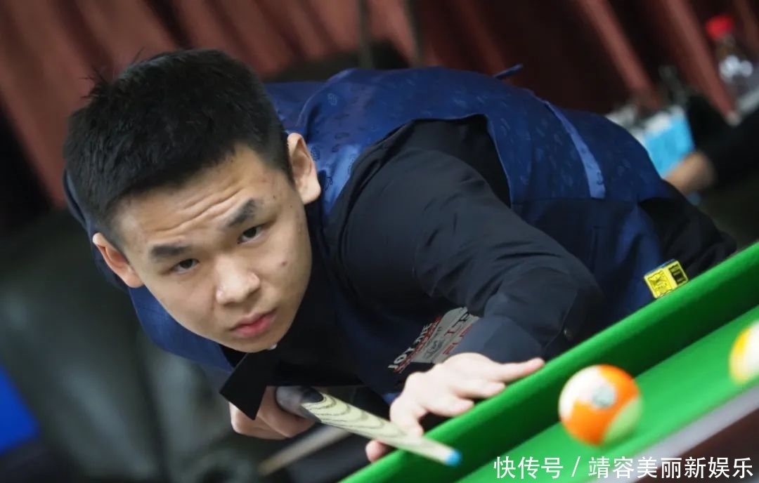 一个战术枢 一个战术枢